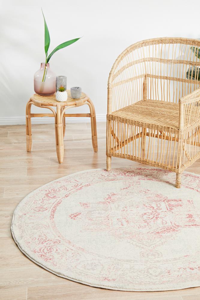 Ocean Avenue Round Rug