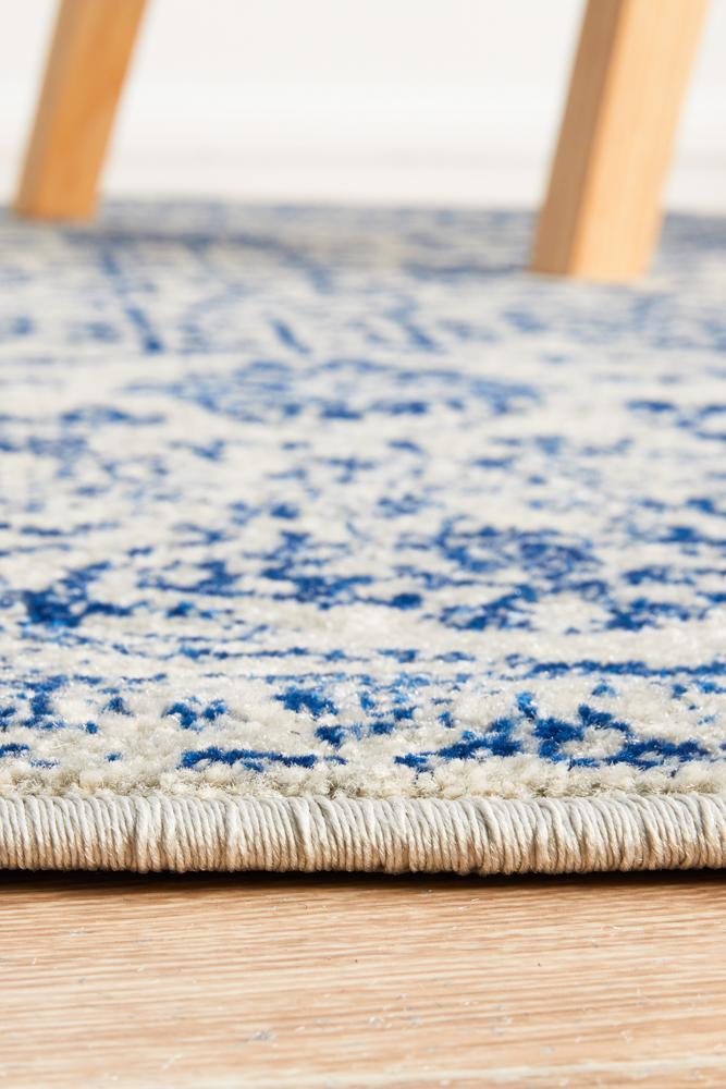 Nayla Frost Blue Round Rug