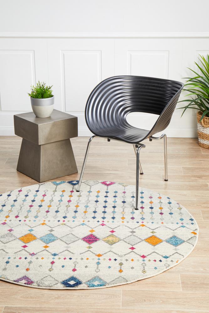 Peggy Morrocan Style Round Rug